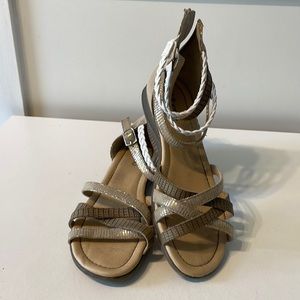 Girls Sandals -Brand New Size 3